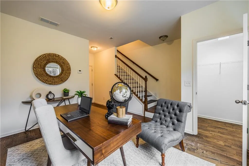 7385 Highland Bluff, Atlanta, Georgia 30328, 3 Bedrooms Bedrooms, ,3 BathroomsBathrooms,Residential,Sold,7385 Highland Bluff,7151123