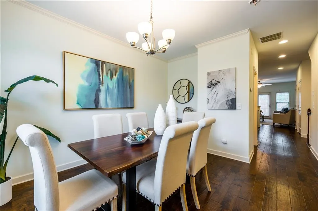 7385 Highland Bluff, Atlanta, Georgia 30328, 3 Bedrooms Bedrooms, ,3 BathroomsBathrooms,Residential,Sold,7385 Highland Bluff,7151123