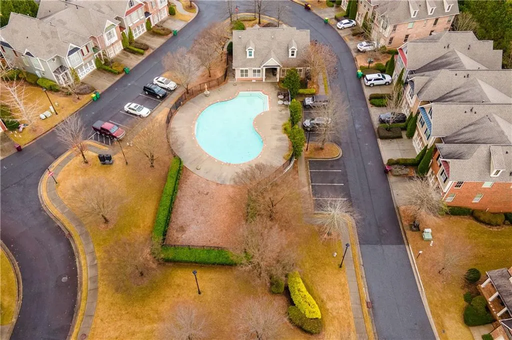 7385 Highland Bluff, Atlanta, Georgia 30328, 3 Bedrooms Bedrooms, ,3 BathroomsBathrooms,Residential,Sold,7385 Highland Bluff,7151123