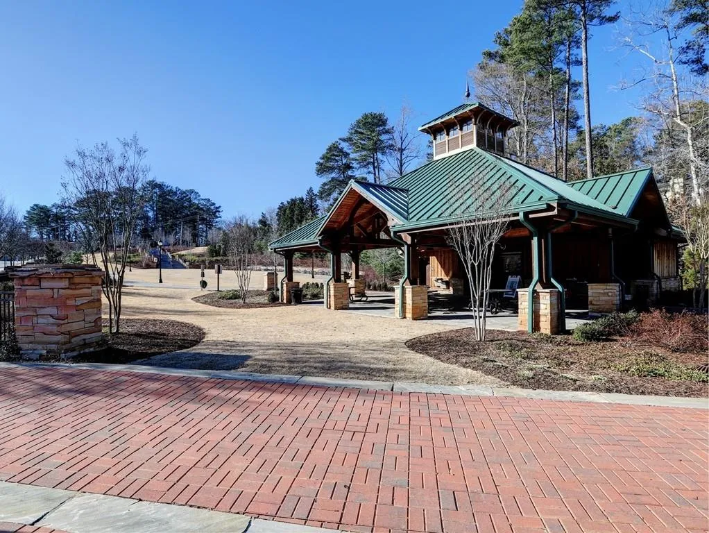 390 Stone Mill Trail, Sandy Springs, Georgia 30328, 4 Bedrooms Bedrooms, ,2 BathroomsBathrooms,Residential,Sold,390 Stone Mill Trail,6099781