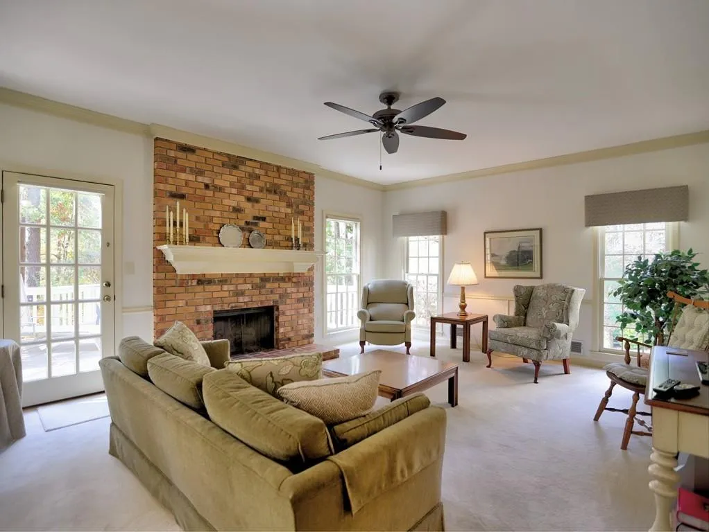 390 Stone Mill Trail, Sandy Springs, Georgia 30328, 4 Bedrooms Bedrooms, ,2 BathroomsBathrooms,Residential,Sold,390 Stone Mill Trail,6099781