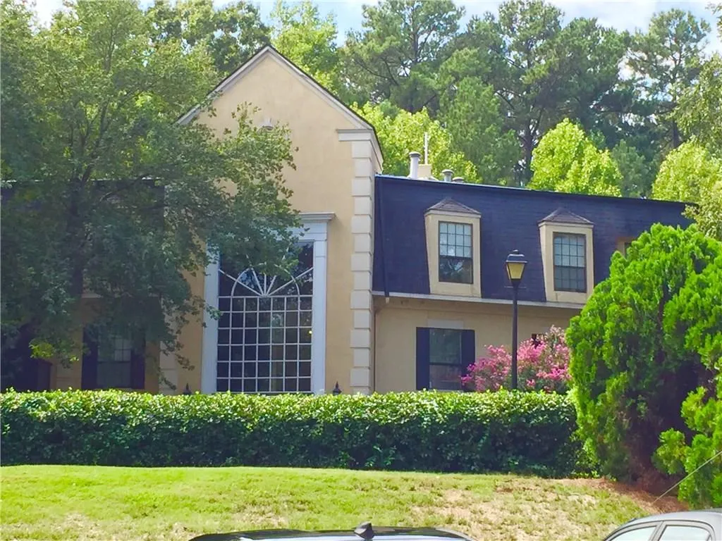 3111 Pine Heights Drive Ne Unit 3111, Atlanta, Georgia 30324, 2 Bedrooms Bedrooms, ,2 BathroomsBathrooms,Residential,Sold,3111 Pine Heights Drive Ne Unit 3111,5743093