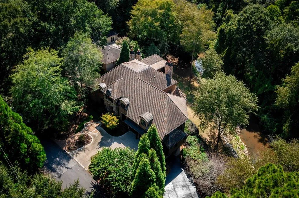 3558 Mill Creek Road Ne, Atlanta, Georgia 30319, 6 Bedrooms Bedrooms, ,7 BathroomsBathrooms,Residential,For Sale,3558 Mill Creek Road Ne,7651963