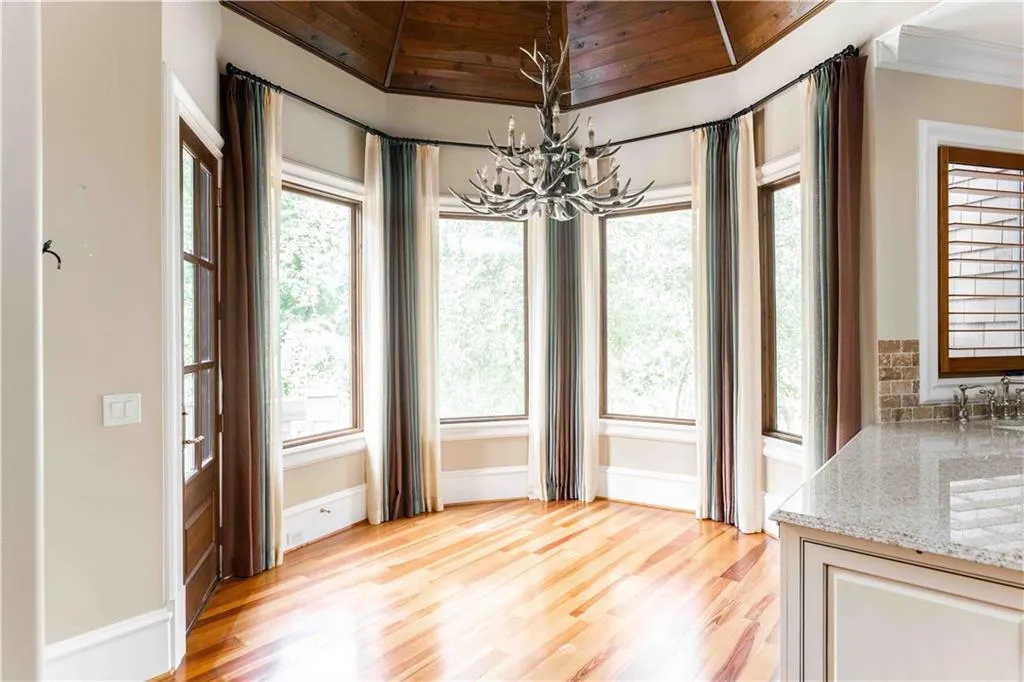 3558 Mill Creek Road Ne, Atlanta, Georgia 30319, 6 Bedrooms Bedrooms, ,7 BathroomsBathrooms,Residential,For Sale,3558 Mill Creek Road Ne,7651963