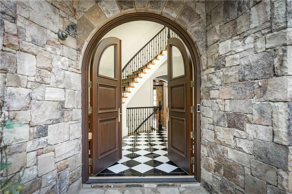 3558 Mill Creek Road Ne, Atlanta, Georgia 30319, 6 Bedrooms Bedrooms, ,7 BathroomsBathrooms,Residential,For Sale,3558 Mill Creek Road Ne,7651963