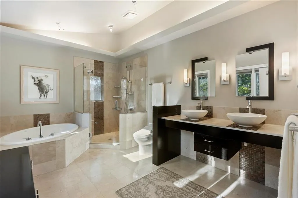 300 Idlewood Court, Atlanta, Georgia 30327, 4 Bedrooms Bedrooms, ,3 BathroomsBathrooms,Residential,Sold,300 Idlewood Court,7168599