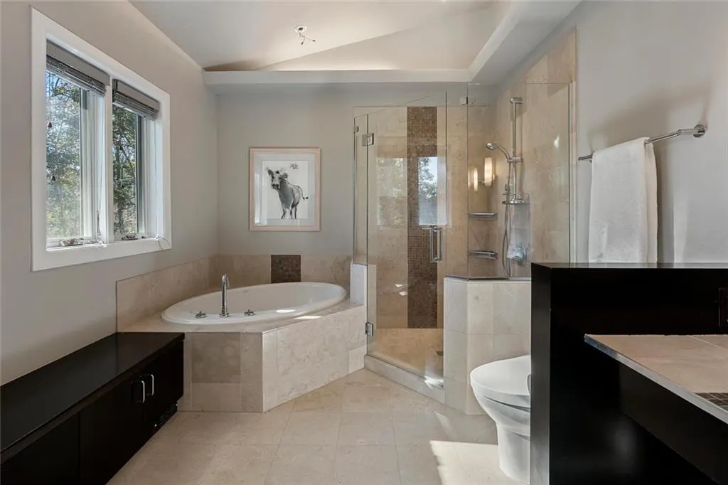 300 Idlewood Court, Atlanta, Georgia 30327, 4 Bedrooms Bedrooms, ,3 BathroomsBathrooms,Residential,Sold,300 Idlewood Court,7168599