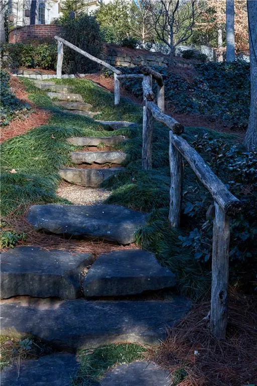 4240 E Conway Drive Nw, Atlanta, Georgia 30327, 3 Bedrooms Bedrooms, ,3 BathroomsBathrooms,Residential,Sold,4240 E Conway Drive Nw,5958147