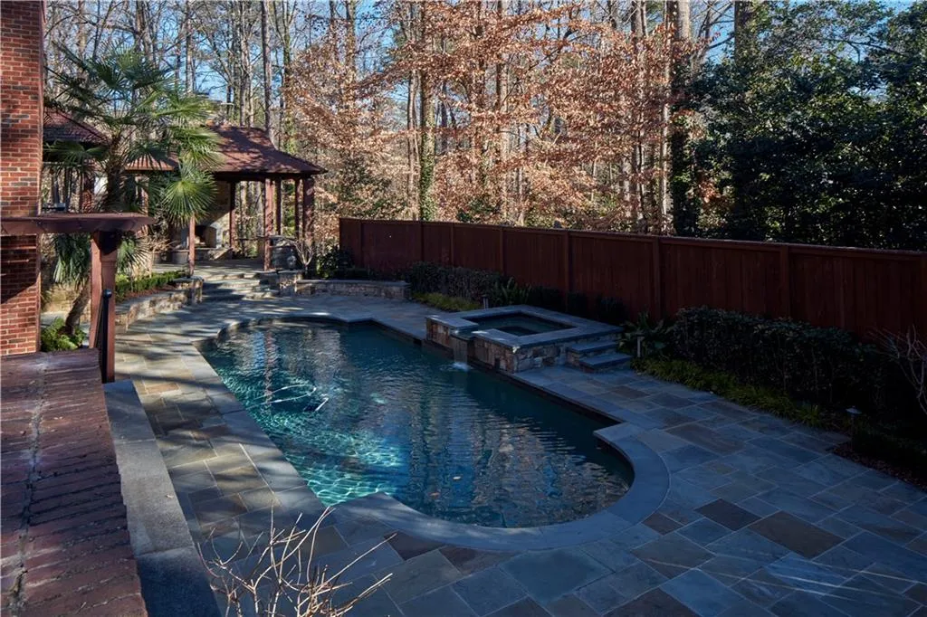 4240 E Conway Drive Nw, Atlanta, Georgia 30327, 3 Bedrooms Bedrooms, ,3 BathroomsBathrooms,Residential,Sold,4240 E Conway Drive Nw,5958147