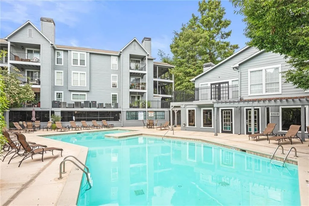 547 Granville Court, Atlanta, Georgia 30328, 1 Bedroom Bedrooms, ,1 BathroomBathrooms,Residential,Sold,547 Granville Court,7517683