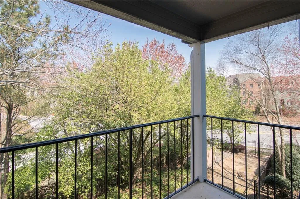 547 Granville Court, Atlanta, Georgia 30328, 1 Bedroom Bedrooms, ,1 BathroomBathrooms,Residential,Sold,547 Granville Court,7517683