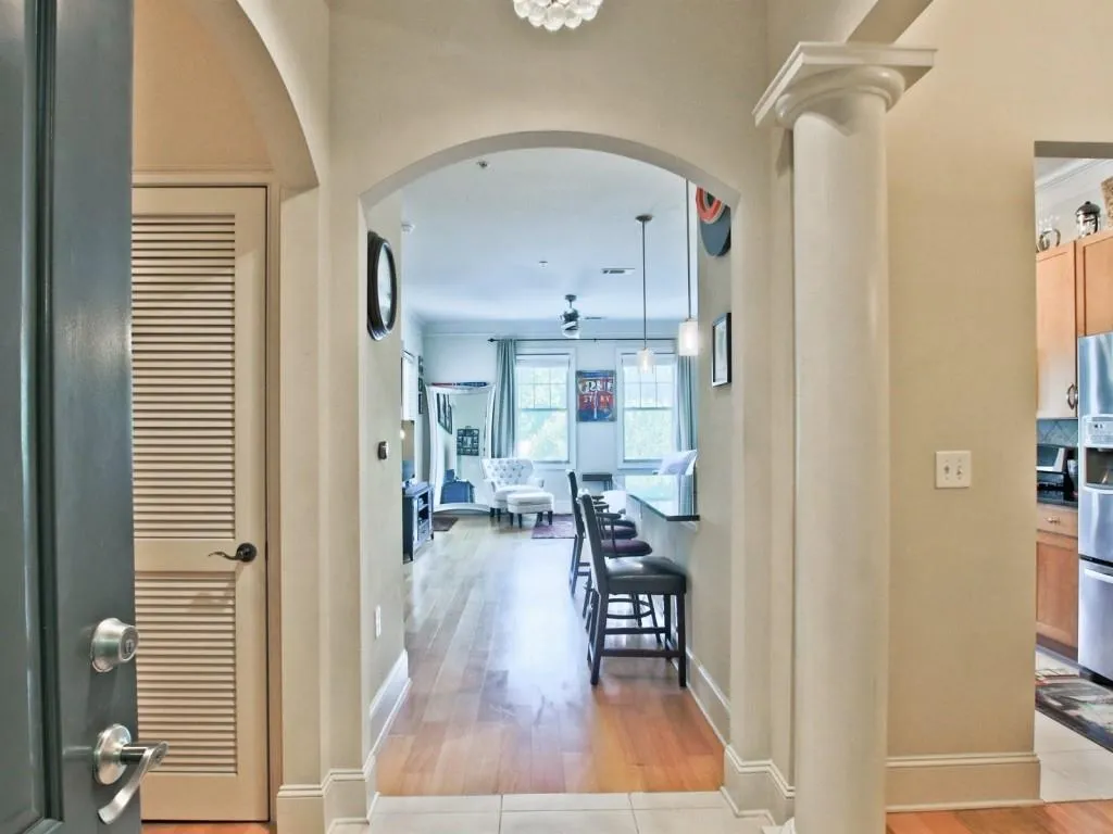 3621 Vinings Slope Se Unit 1330, Atlanta, Georgia 30339, 2 Bedrooms Bedrooms, ,2 BathroomsBathrooms,Residential,Sold,3621 Vinings Slope Se Unit 1330,6065442