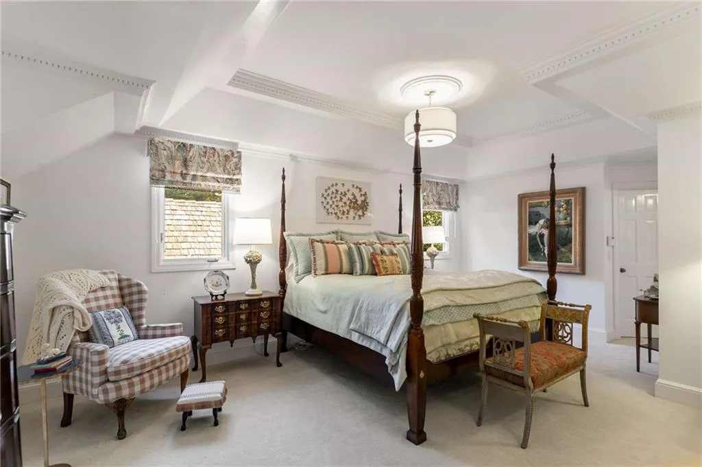 Oversized primary suite.