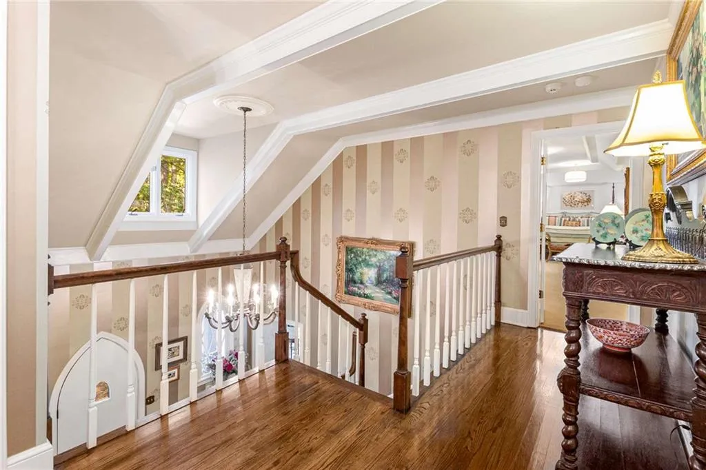 Inviting, open landing on the second level.