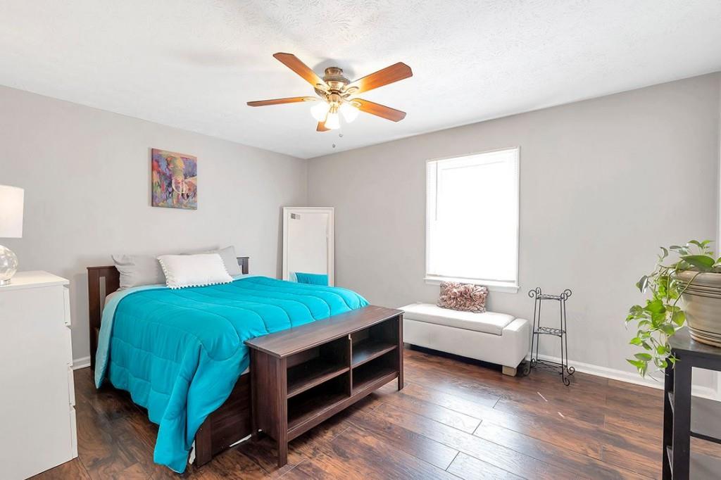 6700 Roswell Road Unit 26B, Sandy Springs, Georgia 30328, 2 Bedrooms Bedrooms, ,1 BathroomBathrooms,Residential,Sold,6700 Roswell Road Unit 26B,7289428