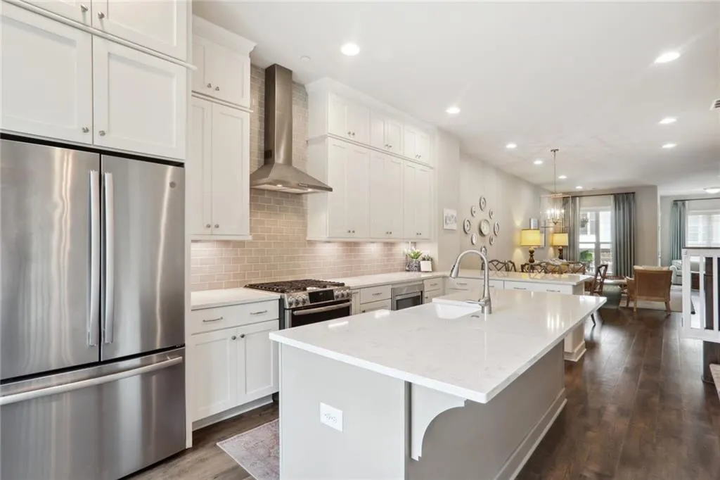 4311 Parkside Place, Sandy Springs, Georgia 30342, 3 Bedrooms Bedrooms, ,3 BathroomsBathrooms,Residential,Sold,4311 Parkside Place,7427506