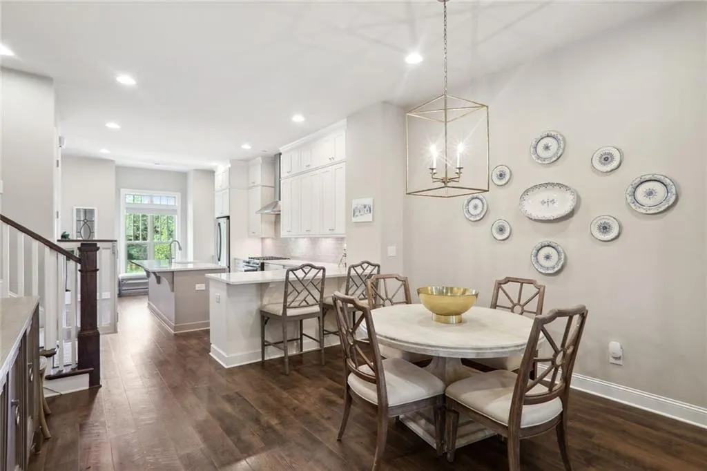 4311 Parkside Place, Sandy Springs, Georgia 30342, 3 Bedrooms Bedrooms, ,3 BathroomsBathrooms,Residential,Sold,4311 Parkside Place,7427506