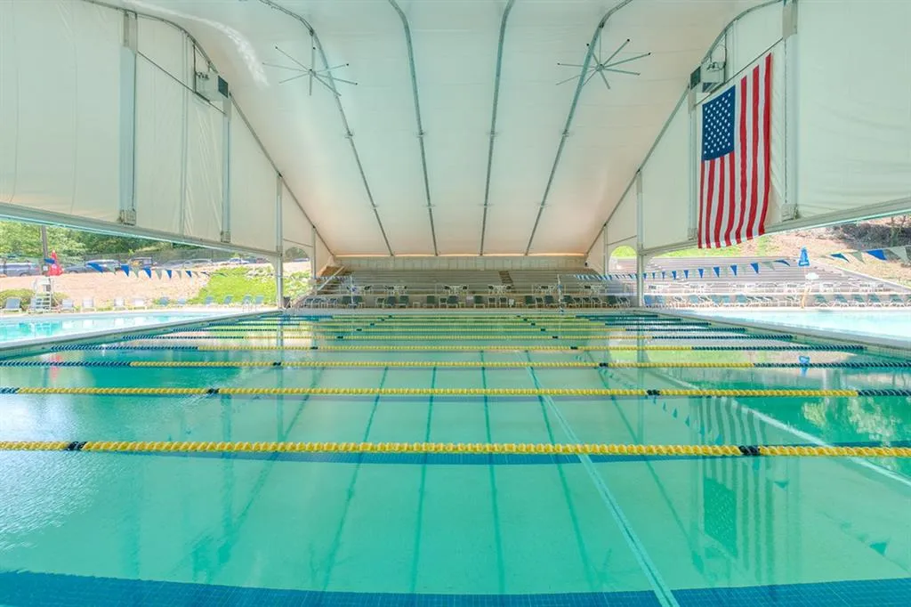 160 Ridgely Court, Atlanta, Georgia 30342, 4 Bedrooms Bedrooms, ,4 BathroomsBathrooms,Residential,Sold,160 Ridgely Court,7068357