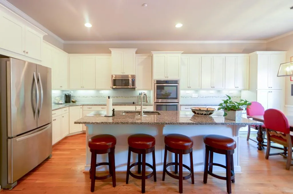 1004 Bergeron Place, Atlanta, Georgia 30328, 4 Bedrooms Bedrooms, ,3 BathroomsBathrooms,Residential,Sold,1004 Bergeron Place,6769179