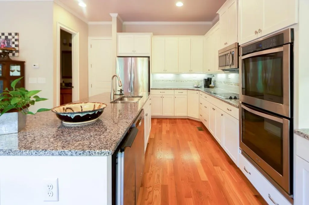 1004 Bergeron Place, Atlanta, Georgia 30328, 4 Bedrooms Bedrooms, ,3 BathroomsBathrooms,Residential,Sold,1004 Bergeron Place,6769179