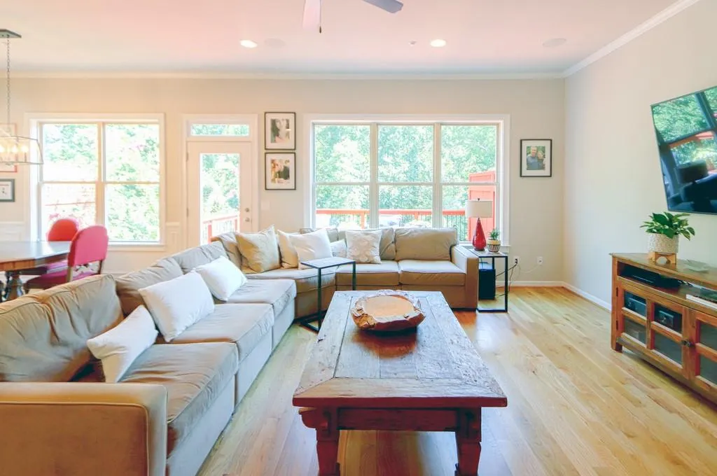 1004 Bergeron Place, Atlanta, Georgia 30328, 4 Bedrooms Bedrooms, ,3 BathroomsBathrooms,Residential,Sold,1004 Bergeron Place,6769179