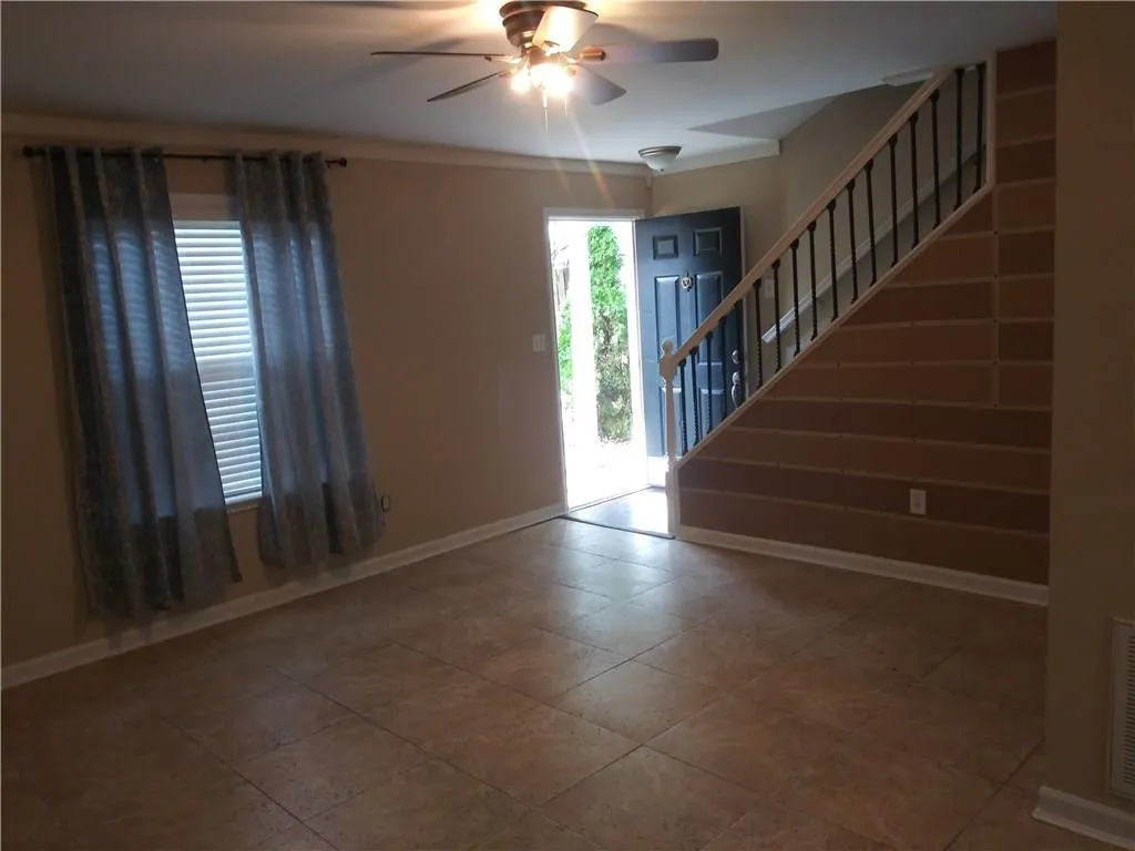 802 Brighton Point, Sandy Springs, Georgia 30328, 2 Bedrooms Bedrooms, ,2 BathroomsBathrooms,Residential,Sold,802 Brighton Point,6088599