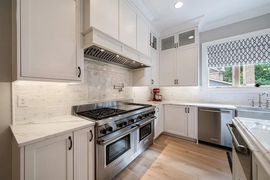 6480 Long Island Drive Nw, Sandy Springs, Georgia 30328, 6 Bedrooms Bedrooms, ,6 BathroomsBathrooms,Residential,Sold,6480 Long Island Drive Nw,6775542