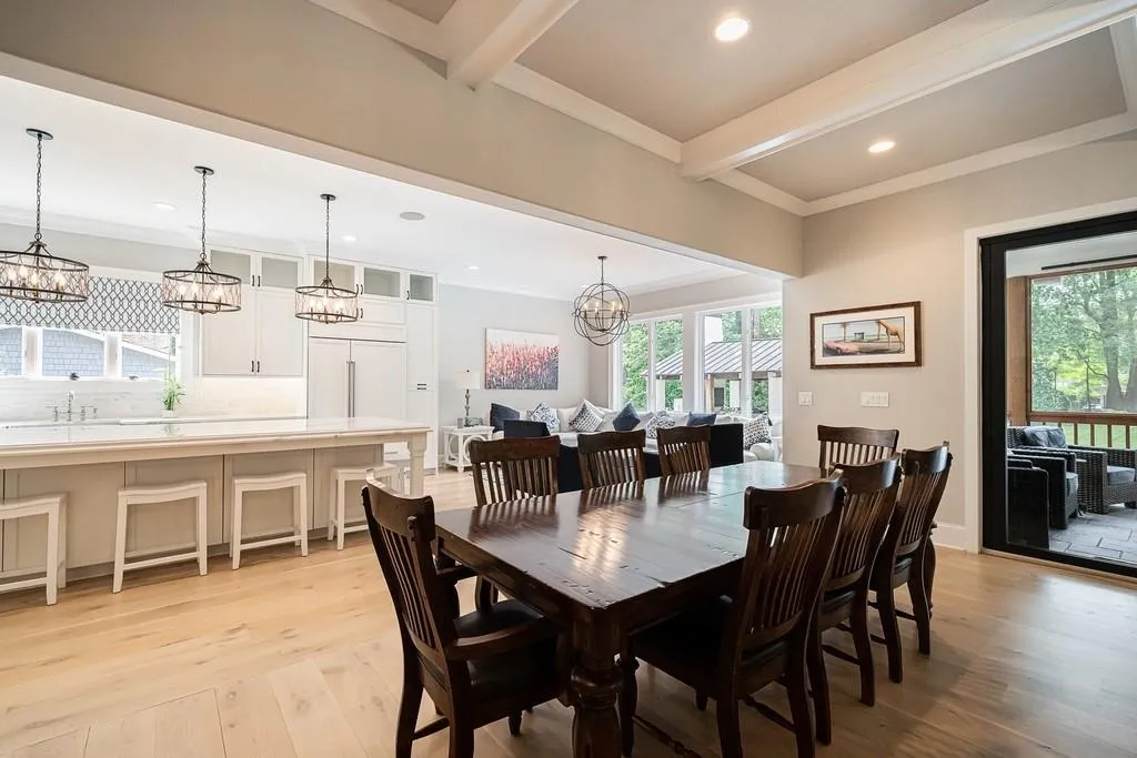 6480 Long Island Drive Nw, Sandy Springs, Georgia 30328, 6 Bedrooms Bedrooms, ,6 BathroomsBathrooms,Residential,Sold,6480 Long Island Drive Nw,6775542