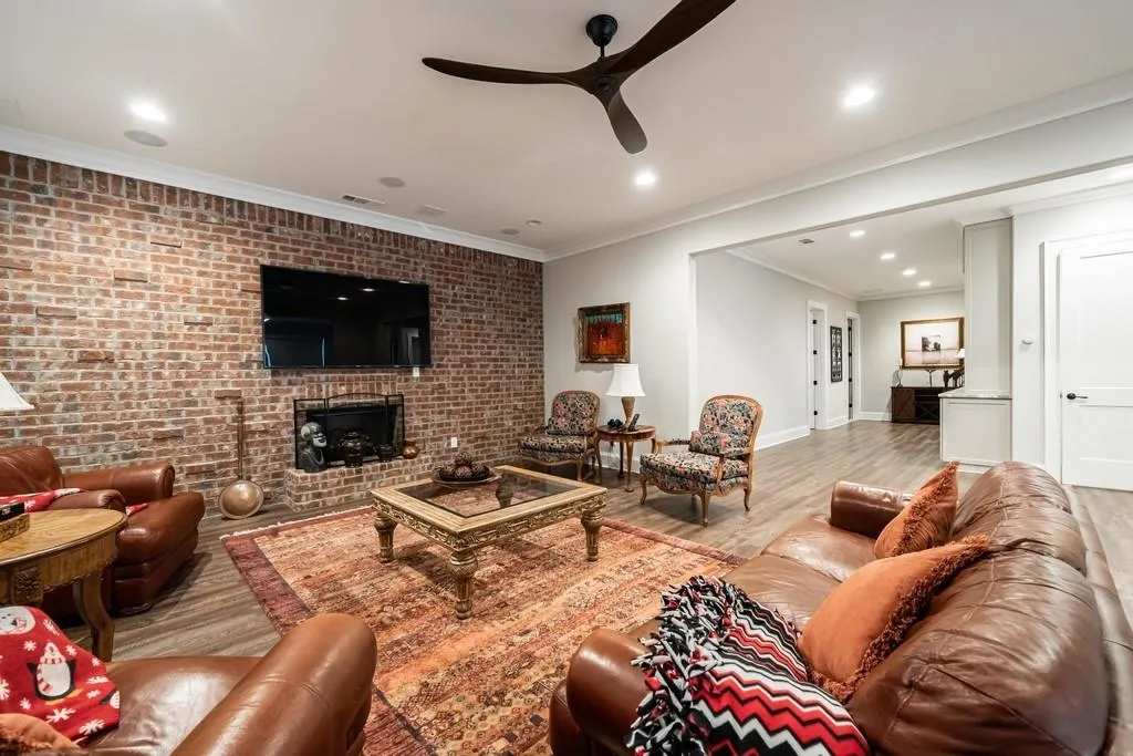 6480 Long Island Drive Nw, Sandy Springs, Georgia 30328, 6 Bedrooms Bedrooms, ,6 BathroomsBathrooms,Residential,Sold,6480 Long Island Drive Nw,6775542