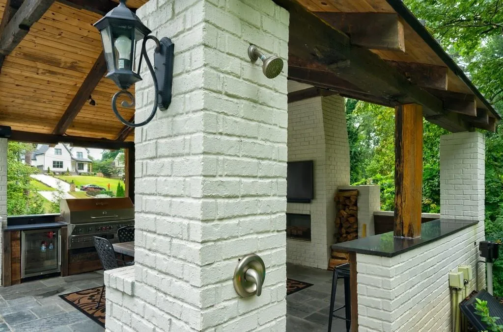 6480 Long Island Drive Nw, Sandy Springs, Georgia 30328, 6 Bedrooms Bedrooms, ,6 BathroomsBathrooms,Residential,Sold,6480 Long Island Drive Nw,6775542