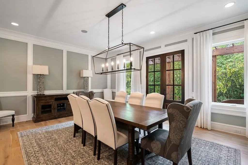 6480 Long Island Drive Nw, Sandy Springs, Georgia 30328, 6 Bedrooms Bedrooms, ,6 BathroomsBathrooms,Residential,Sold,6480 Long Island Drive Nw,6775542