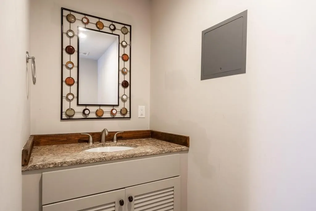 6480 Long Island Drive Nw, Sandy Springs, Georgia 30328, 6 Bedrooms Bedrooms, ,6 BathroomsBathrooms,Residential,Sold,6480 Long Island Drive Nw,6775542