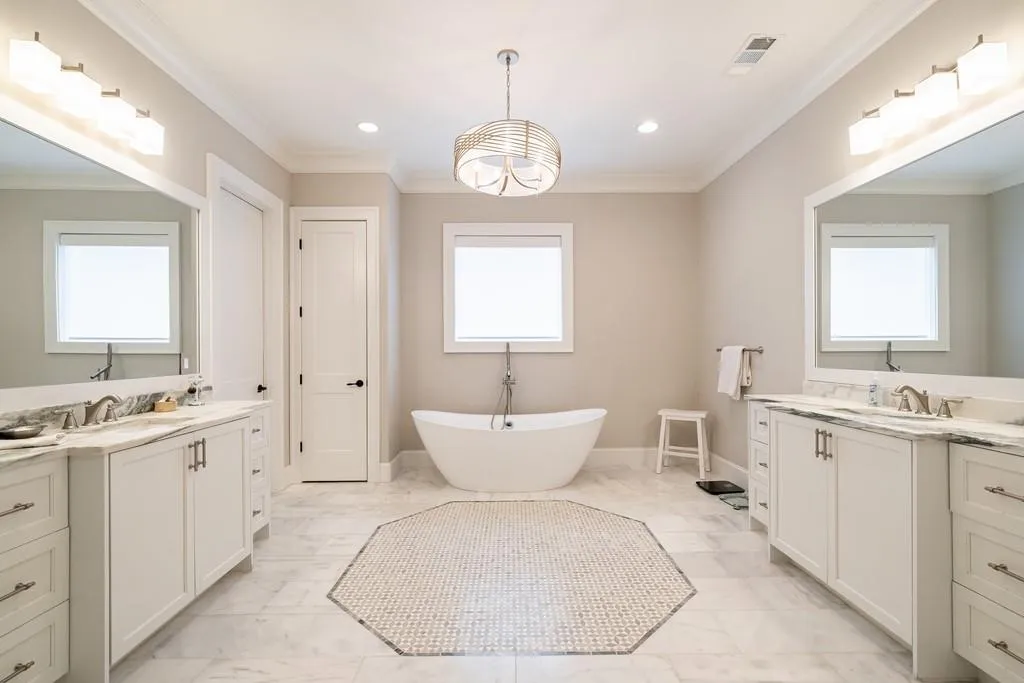 6480 Long Island Drive Nw, Sandy Springs, Georgia 30328, 6 Bedrooms Bedrooms, ,6 BathroomsBathrooms,Residential,Sold,6480 Long Island Drive Nw,6775542