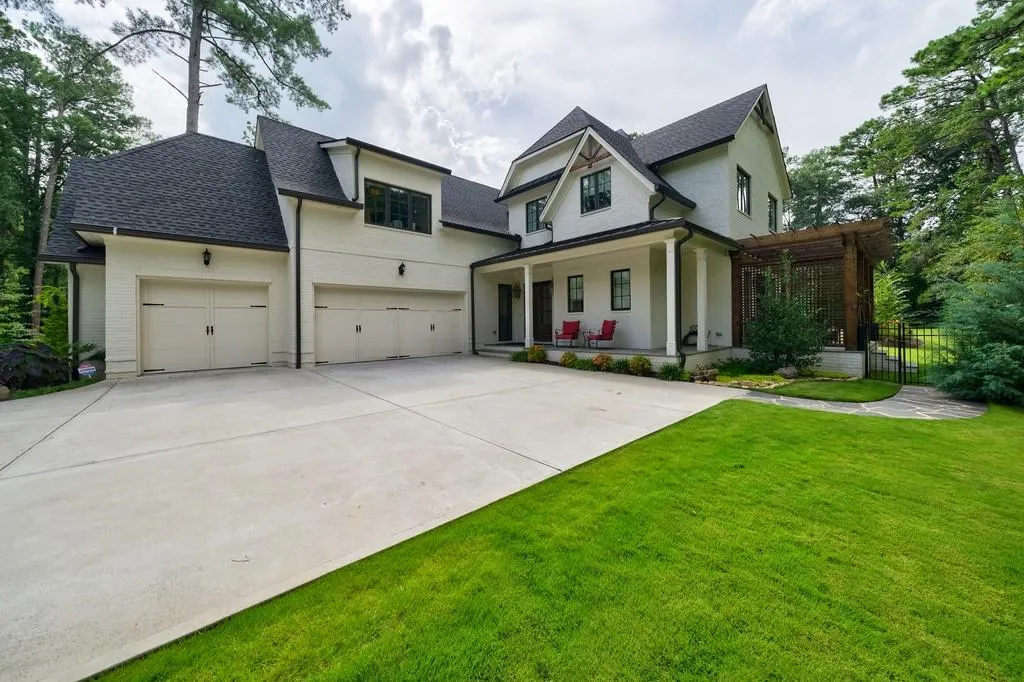 6480 Long Island Drive Nw, Sandy Springs, Georgia 30328, 6 Bedrooms Bedrooms, ,6 BathroomsBathrooms,Residential,Sold,6480 Long Island Drive Nw,6775542