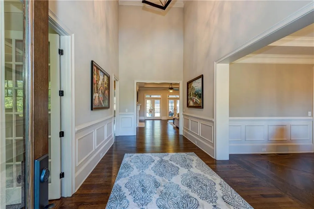 695 Glenairy Drive Ne, Sandy Springs, Georgia 30328, 6 Bedrooms Bedrooms, ,5 BathroomsBathrooms,Residential,Sold,695 Glenairy Drive Ne,6004957