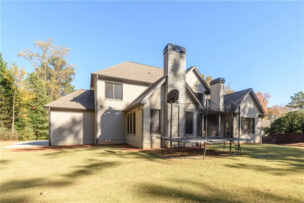 695 Glenairy Drive Ne, Sandy Springs, Georgia 30328, 6 Bedrooms Bedrooms, ,5 BathroomsBathrooms,Residential,Sold,695 Glenairy Drive Ne,6004957