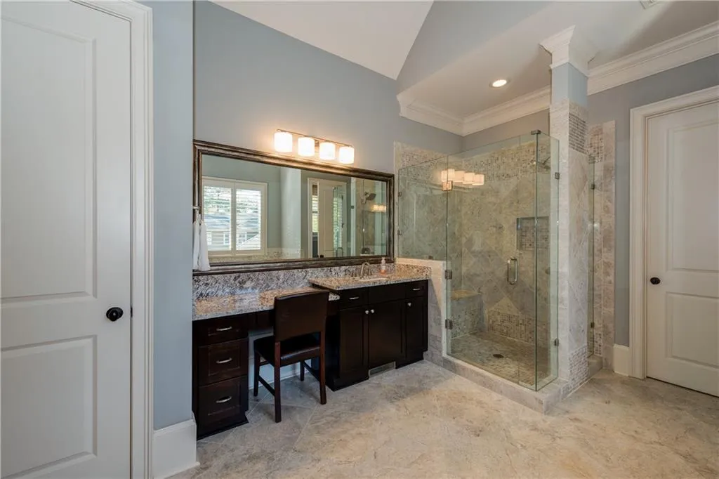 695 Glenairy Drive Ne, Sandy Springs, Georgia 30328, 6 Bedrooms Bedrooms, ,5 BathroomsBathrooms,Residential,Sold,695 Glenairy Drive Ne,6004957