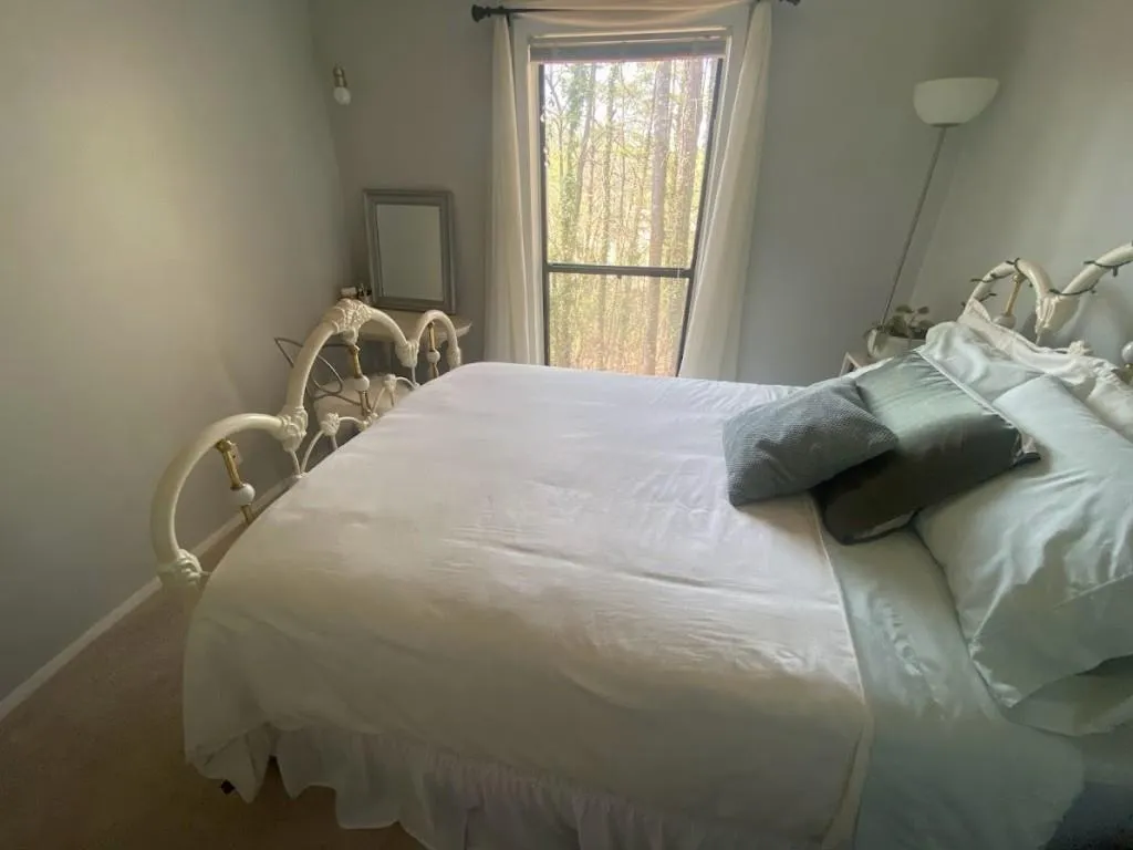 Secondary Bedroom Secondary Bedroom