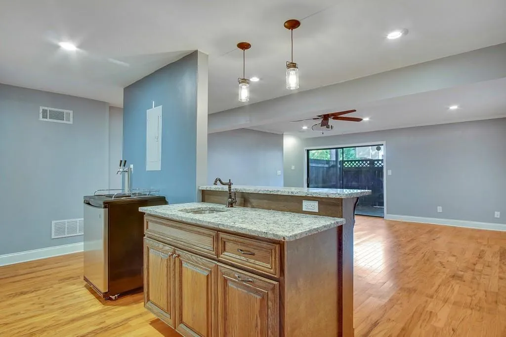 64 Goldrush Circle, Atlanta, Georgia 30328, 2 Bedrooms Bedrooms, ,2 BathroomsBathrooms,Residential,Sold,64 Goldrush Circle,6782294