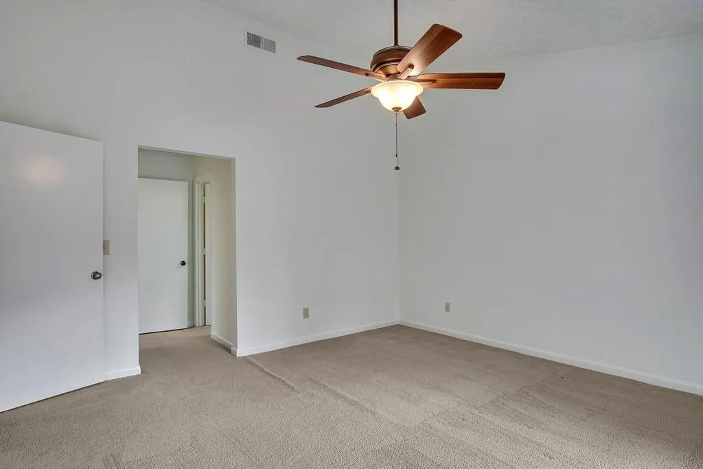 64 Goldrush Circle, Atlanta, Georgia 30328, 2 Bedrooms Bedrooms, ,2 BathroomsBathrooms,Residential,Sold,64 Goldrush Circle,6782294