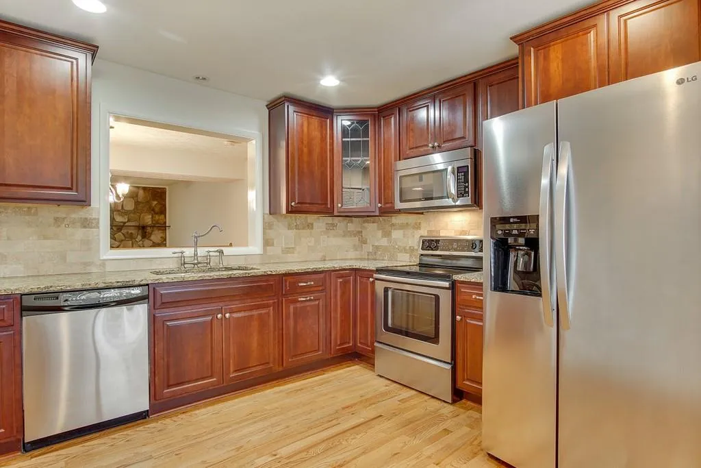 64 Goldrush Circle, Atlanta, Georgia 30328, 2 Bedrooms Bedrooms, ,2 BathroomsBathrooms,Residential,Sold,64 Goldrush Circle,6782294