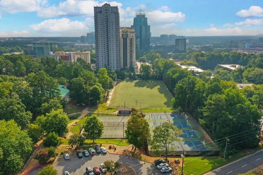 64 Goldrush Circle, Atlanta, Georgia 30328, 2 Bedrooms Bedrooms, ,2 BathroomsBathrooms,Residential,Sold,64 Goldrush Circle,6782294