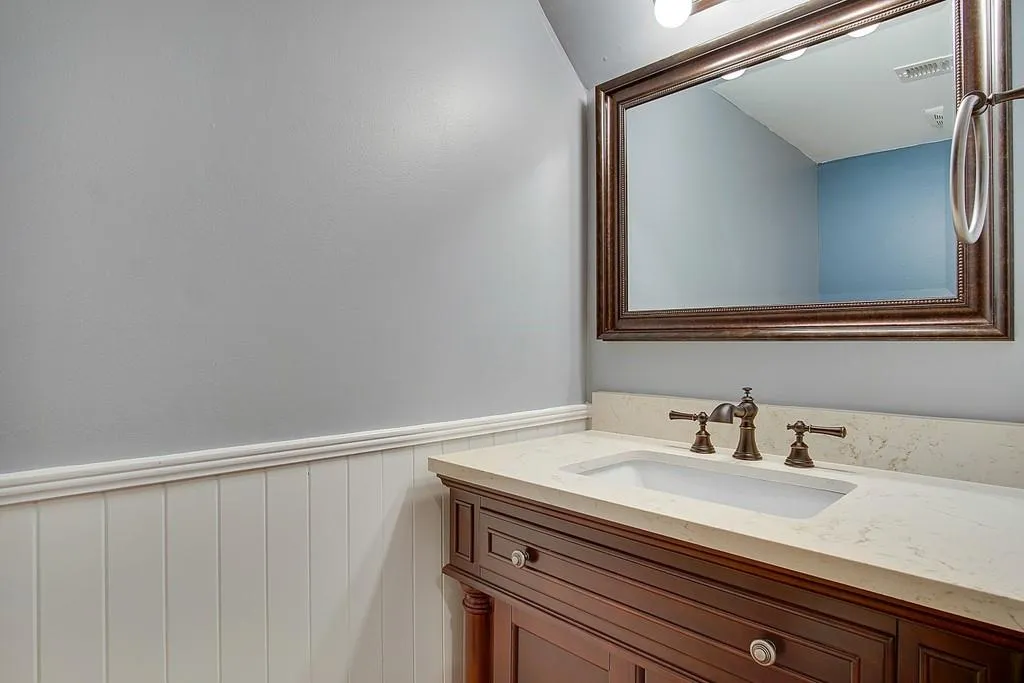 64 Goldrush Circle, Atlanta, Georgia 30328, 2 Bedrooms Bedrooms, ,2 BathroomsBathrooms,Residential,Sold,64 Goldrush Circle,6782294