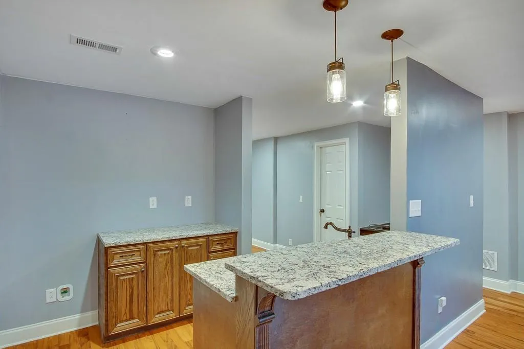 64 Goldrush Circle, Atlanta, Georgia 30328, 2 Bedrooms Bedrooms, ,2 BathroomsBathrooms,Residential,Sold,64 Goldrush Circle,6782294