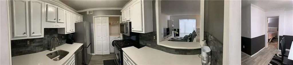 403 Natchez Trace, Sandy Springs, Georgia 30350, 2 Bedrooms Bedrooms, ,2 BathroomsBathrooms,Residential,Sold,403 Natchez Trace,7075036