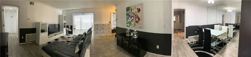 403 Natchez Trace, Sandy Springs, Georgia 30350, 2 Bedrooms Bedrooms, ,2 BathroomsBathrooms,Residential,Sold,403 Natchez Trace,7075036