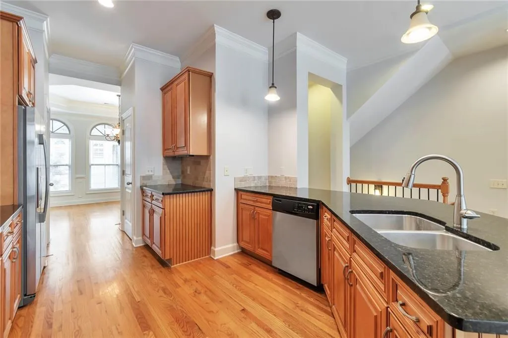 923 Telfair Close, Sandy Springs, Georgia 30350, 3 Bedrooms Bedrooms, ,3 BathroomsBathrooms,Residential,Sold,923 Telfair Close,7208376