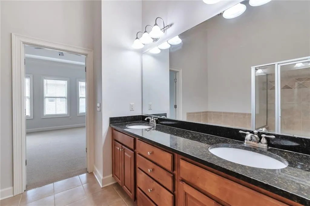 923 Telfair Close, Sandy Springs, Georgia 30350, 3 Bedrooms Bedrooms, ,3 BathroomsBathrooms,Residential,Sold,923 Telfair Close,7208376