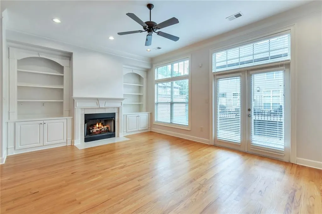 923 Telfair Close, Sandy Springs, Georgia 30350, 3 Bedrooms Bedrooms, ,3 BathroomsBathrooms,Residential,Sold,923 Telfair Close,7208376