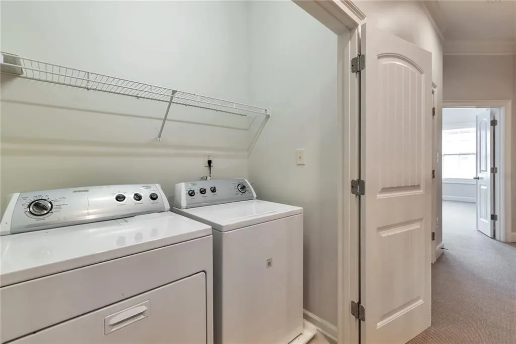 923 Telfair Close, Sandy Springs, Georgia 30350, 3 Bedrooms Bedrooms, ,3 BathroomsBathrooms,Residential,Sold,923 Telfair Close,7208376